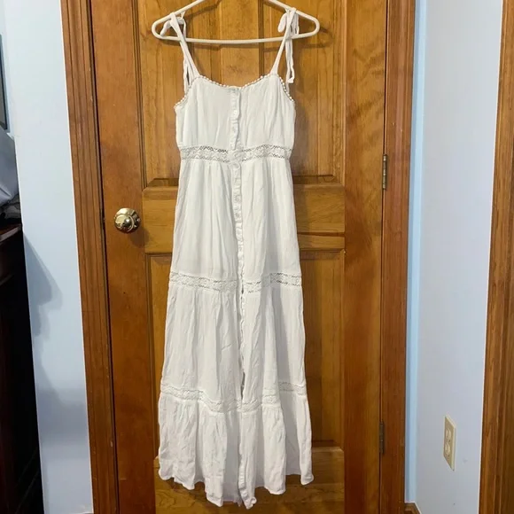 White forever 21 maxi dress